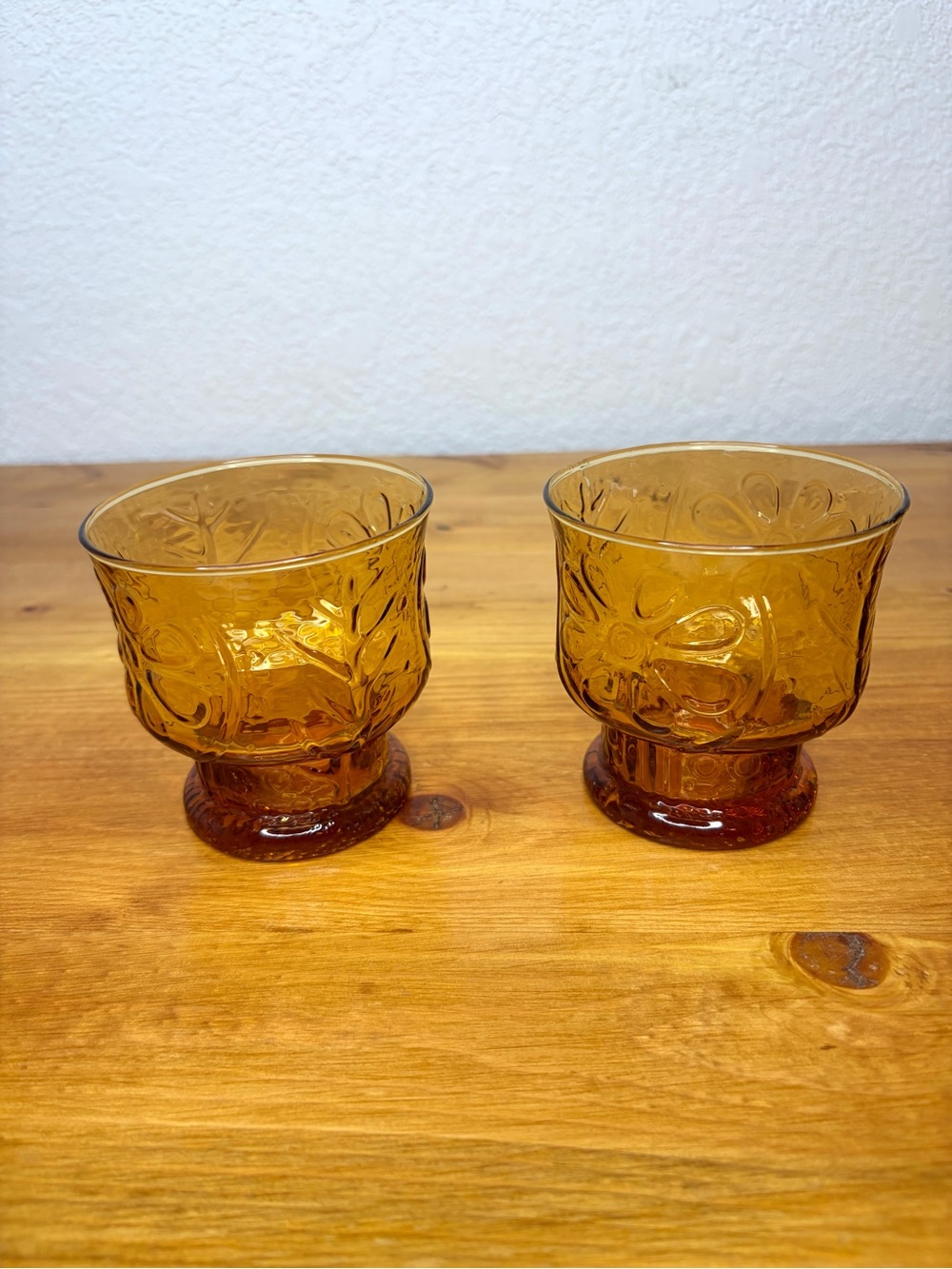 Libbey Country Garden Daisy Amber Pressed Glass Floral Tumblers Set of 2 Vintage